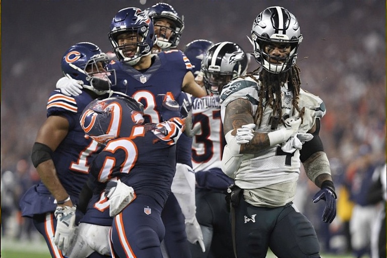 Davante Adams takes a swipe at the Bears