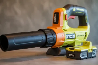 ryobi ry18blcxa-0 compact battery blower 18v brushless​